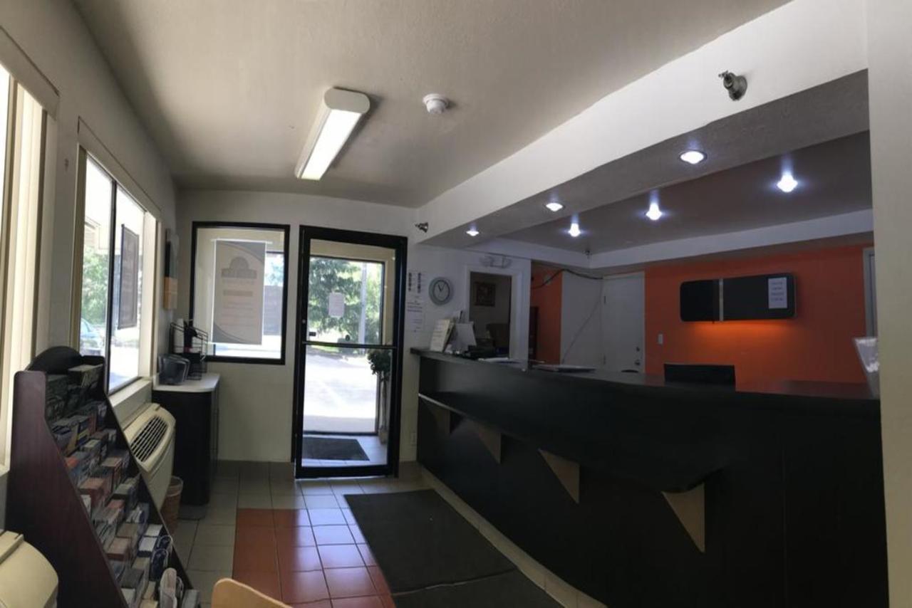 Key Inn Macedonia Eksteriør billede